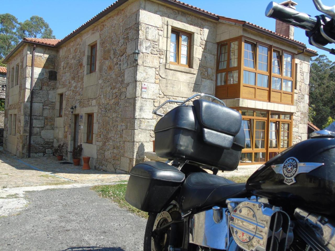 Casa De Trillo Guest House Muxia Luaran gambar